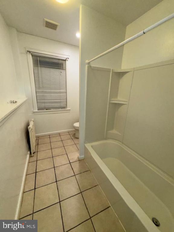 Building Photo - 129 W Miner St