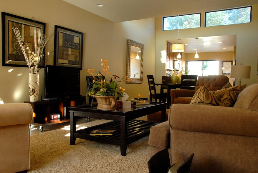 Building Photo - 47975 Joshua Ct