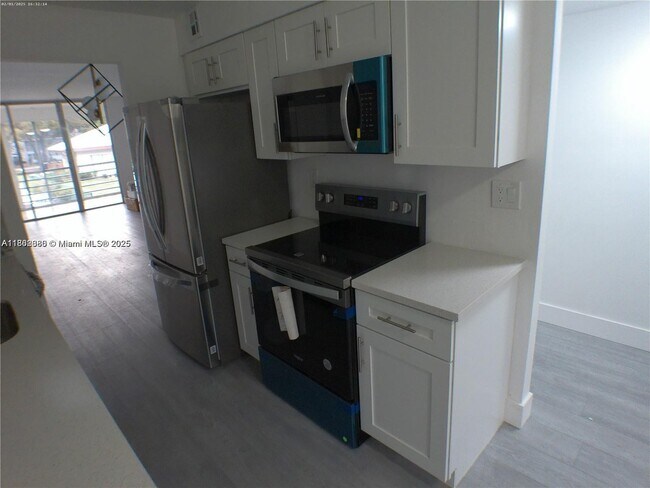 Building Photo - 2601 NW 48th Terrace