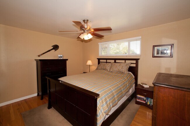 Building Photo - 2Bed/2Bath Home in Sloan's Lake