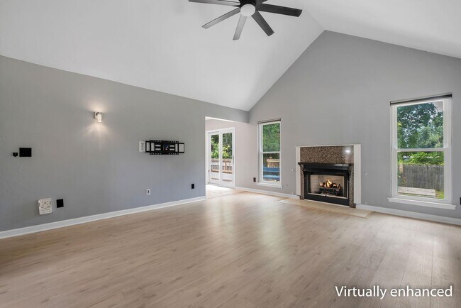 Building Photo - 4916 Heathe Dr