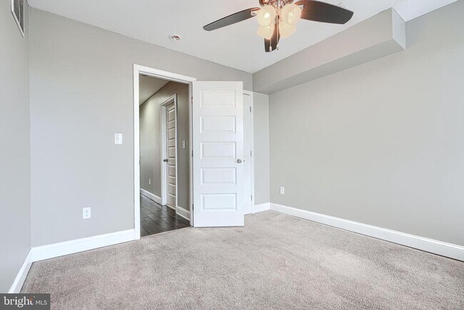 Building Photo - 115 N Belnord Ave