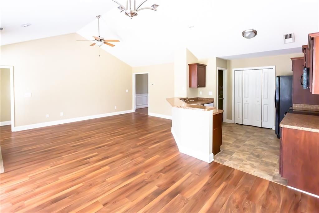 Building Photo - 4719 Sweet Water Dr