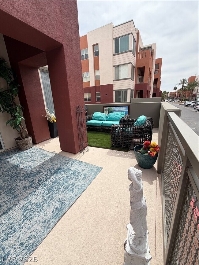 Building Photo - 87 E Agate Ave