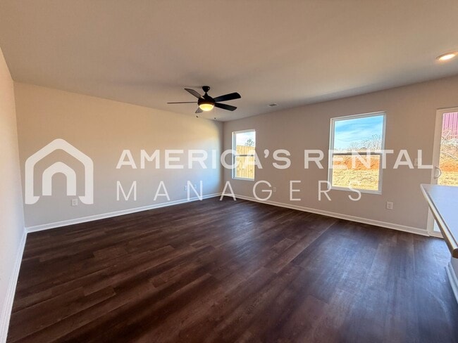 Building Photo - Modern Two Story Living in Lincoln, AL! Sign a 13-month lease by 3/31/2026 and receive a leasing ...