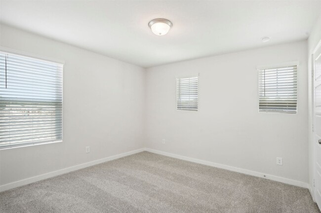 Building Photo - 1567 King Rnch Rd