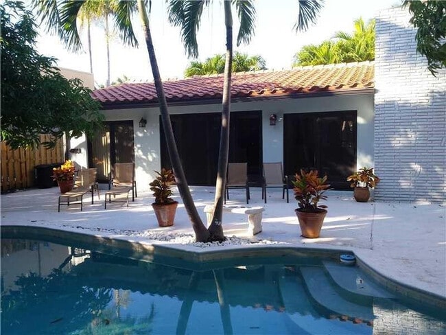 Primary Photo - 3412 Leigh Rd