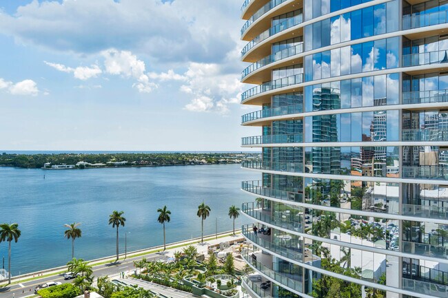 Building Photo - 1333 S Flagler Dr