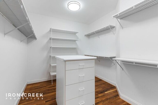 Building Photo - 1904 Bearberry Ln