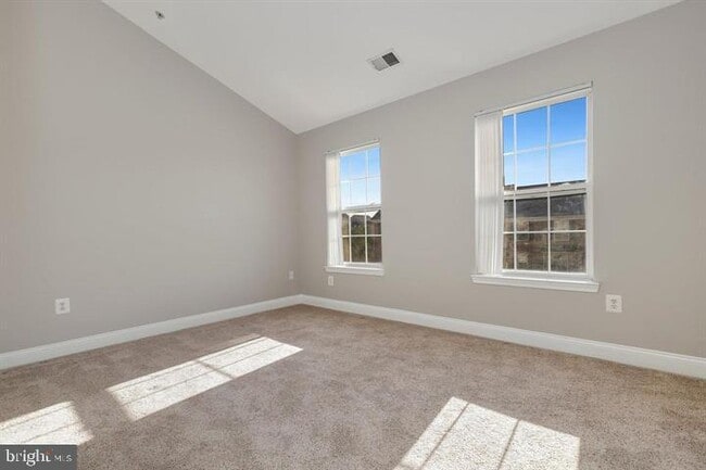 Building Photo - 23411 Rainbow Arch Dr