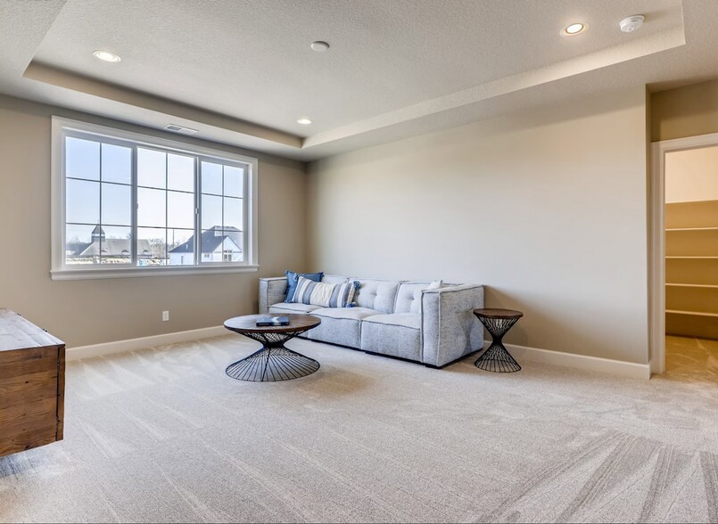 Building Photo - 27775 SW Larkspur Ter