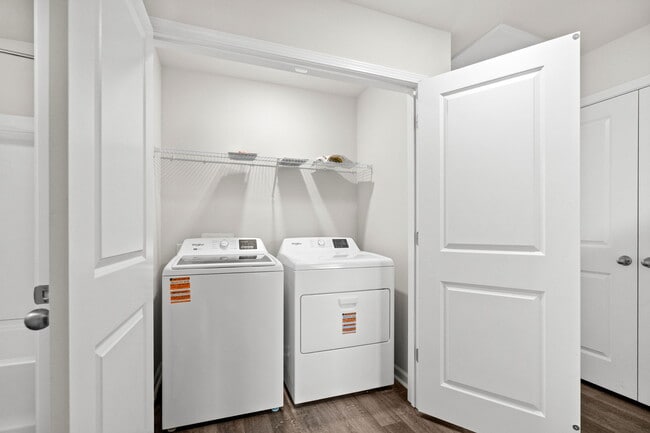 Building Photo - 608 Rd