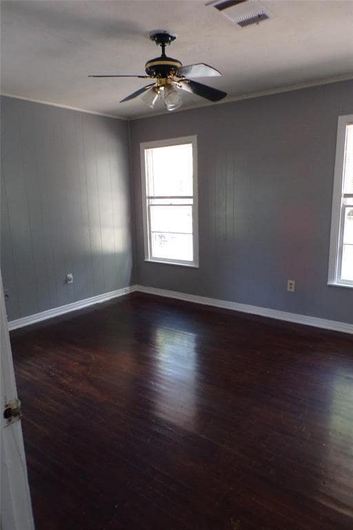 Building Photo - 705 Otis St