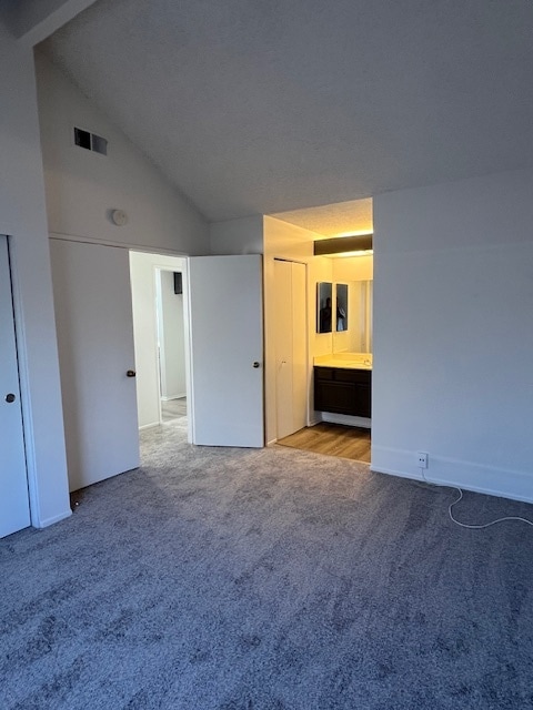 Master - 20321 Rue Crevier