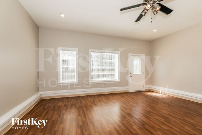 Building Photo - 6105 Creft Cir