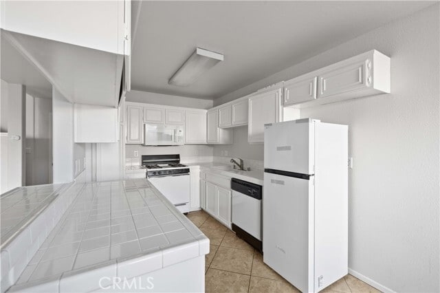 Building Photo - 39237 10th St W