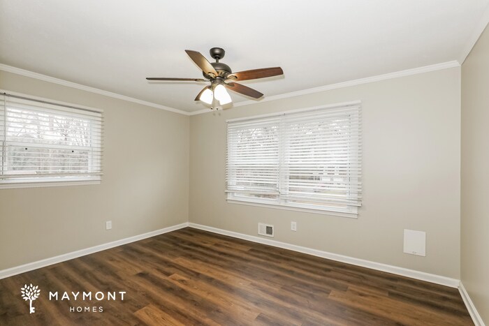 Building Photo - 7455 Page Ct