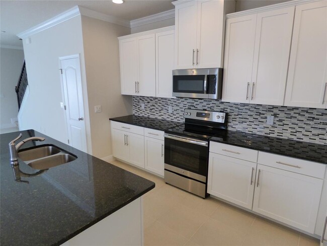 Building Photo - 7628 Aloma Pines Ct