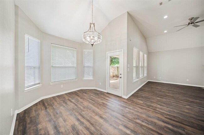 Building Photo - 10207 Trailblazer Ln
