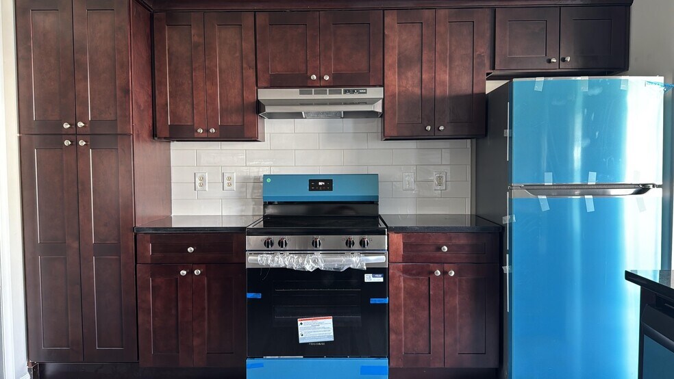 Building Photo - 40 Marlin Dr