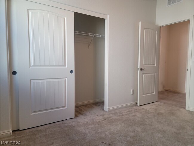 Building Photo - 9149 Cocowoods Pl
