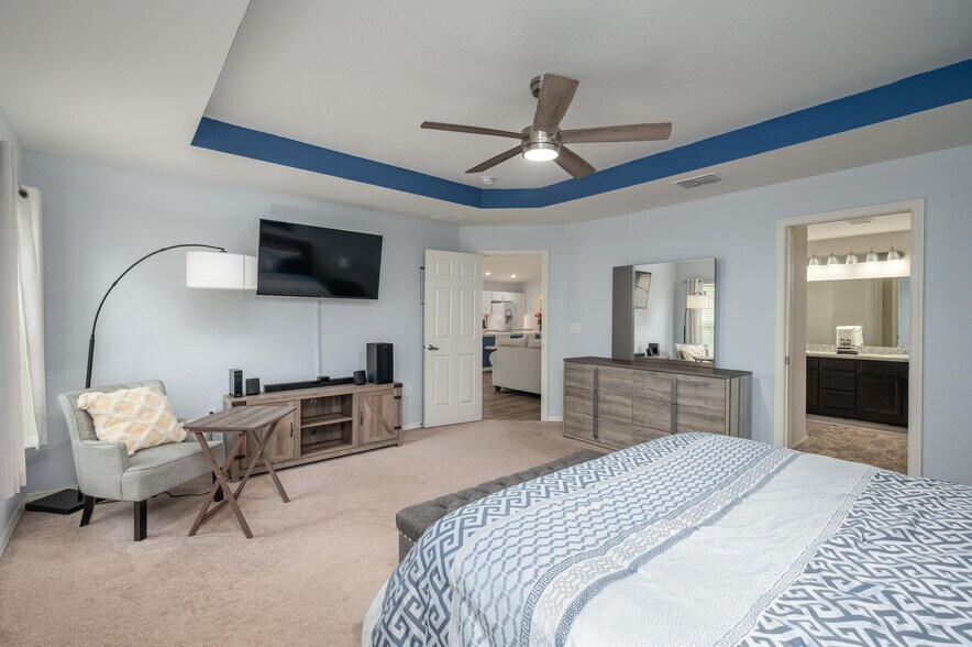 Building Photo - 501 Interlock St