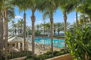 Building Photo - 5047 Scholarship