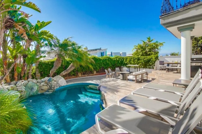 Building Photo - Luxury Bird Rock Retreat | 3BR Oasis w/ Pool, Ocean Views & Walk to Dining! Furnished - Month/Mon...