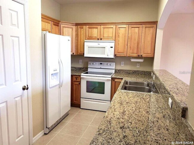 Building Photo - 522 NW 39th Rd