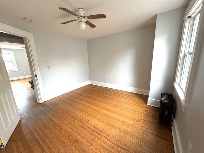 Building Photo - 5 Vayo St