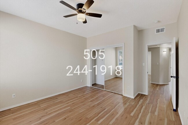 Building Photo - 1121 Meadowlark Way SE
