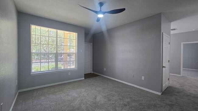 Building Photo - 819 Grand Regency Pointe