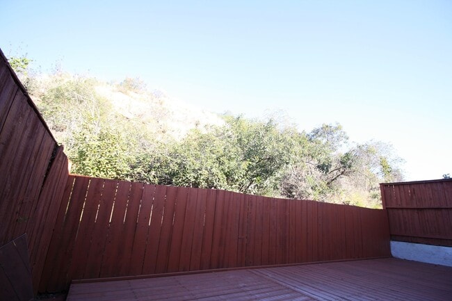 Building Photo - Scripps Ranch - Upgraded - 2BD/2BA - Unit in Terraces at Scripps Ranch