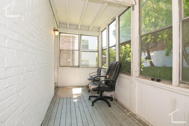 Building Photo - 255 Corey Rd