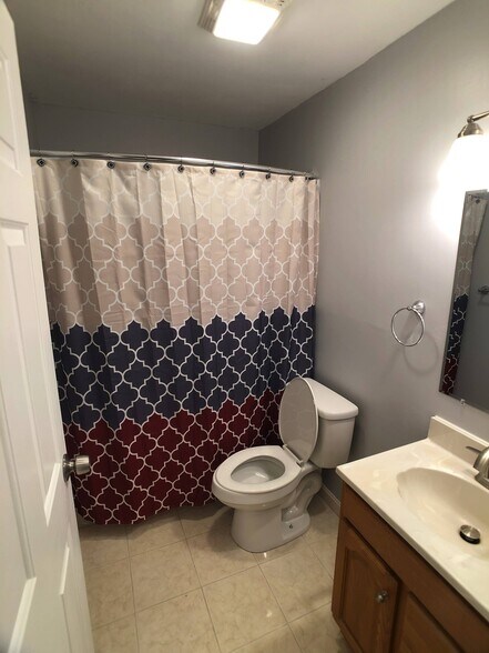 Building Photo - 108 Hunters Run Pl