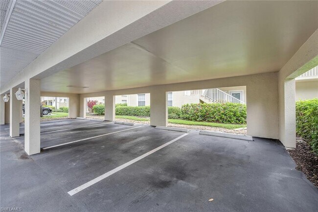 Building Photo - 25735 Lake Amelia Way