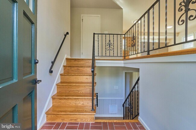 Building Photo - 2807 Schafflind Ct