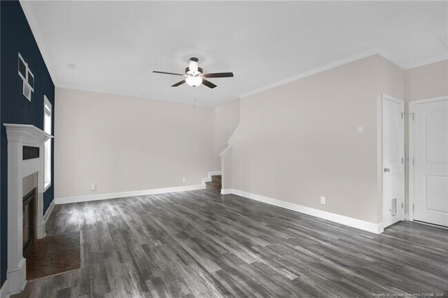 Building Photo - 890 Duval Dr