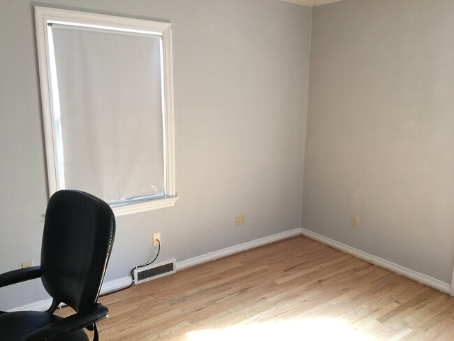 Building Photo - Beautiful, Unique 4 Bedroom Home for Rent