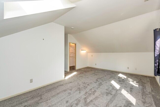 Building Photo - 1616 Morton Ave