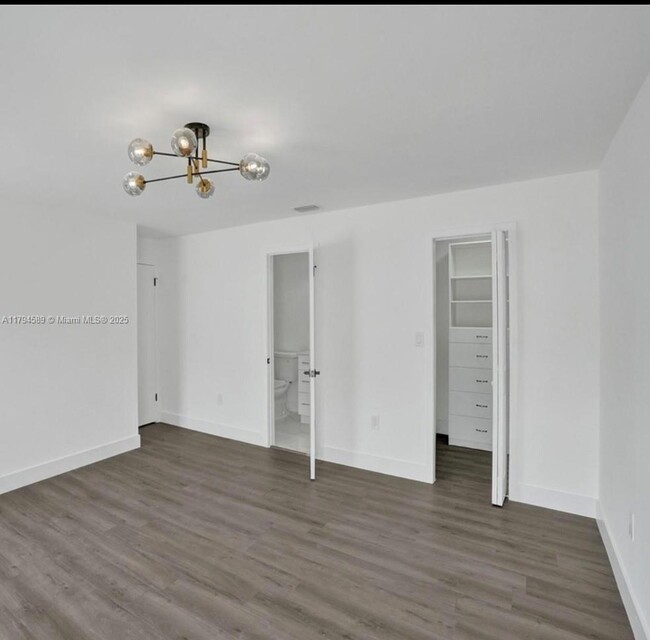 Building Photo - 11550 SW 80th Terrace