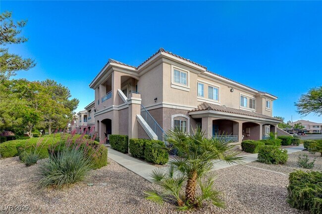 Building Photo - 10552 Pine Pointe Ave