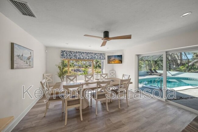 Building Photo - 8560 Heron Lagoon Cir