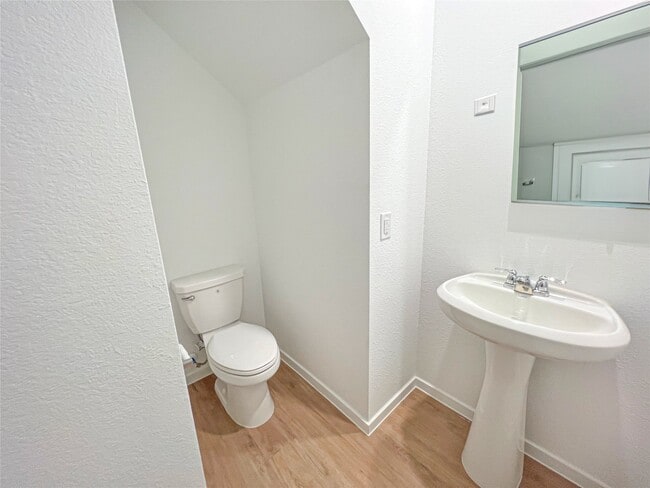 Building Photo - 21479 Carosella Dr