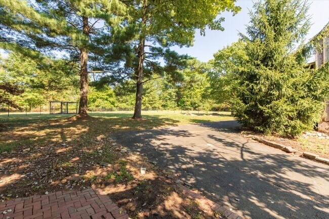 Building Photo - 3 Bedroom / 2.5 Bath House Available Now in Harleysville