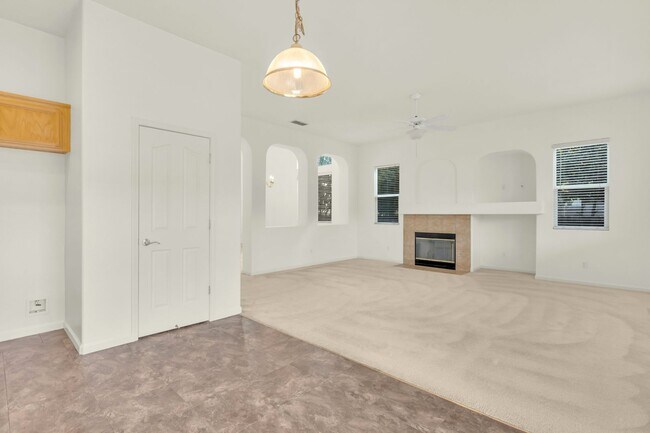 Building Photo - 9838 Brinzino Ct