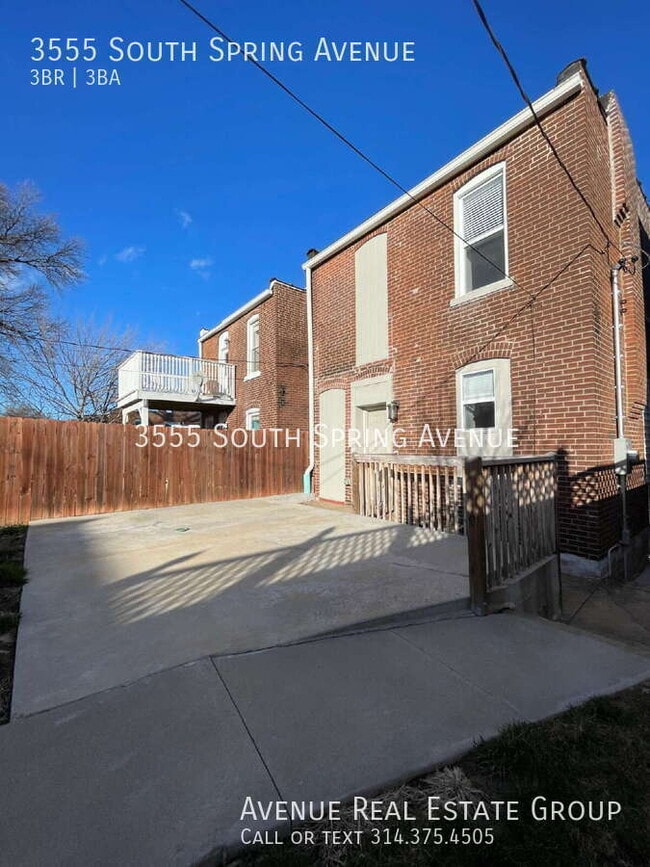 Building Photo - 3555 S Spring Ave