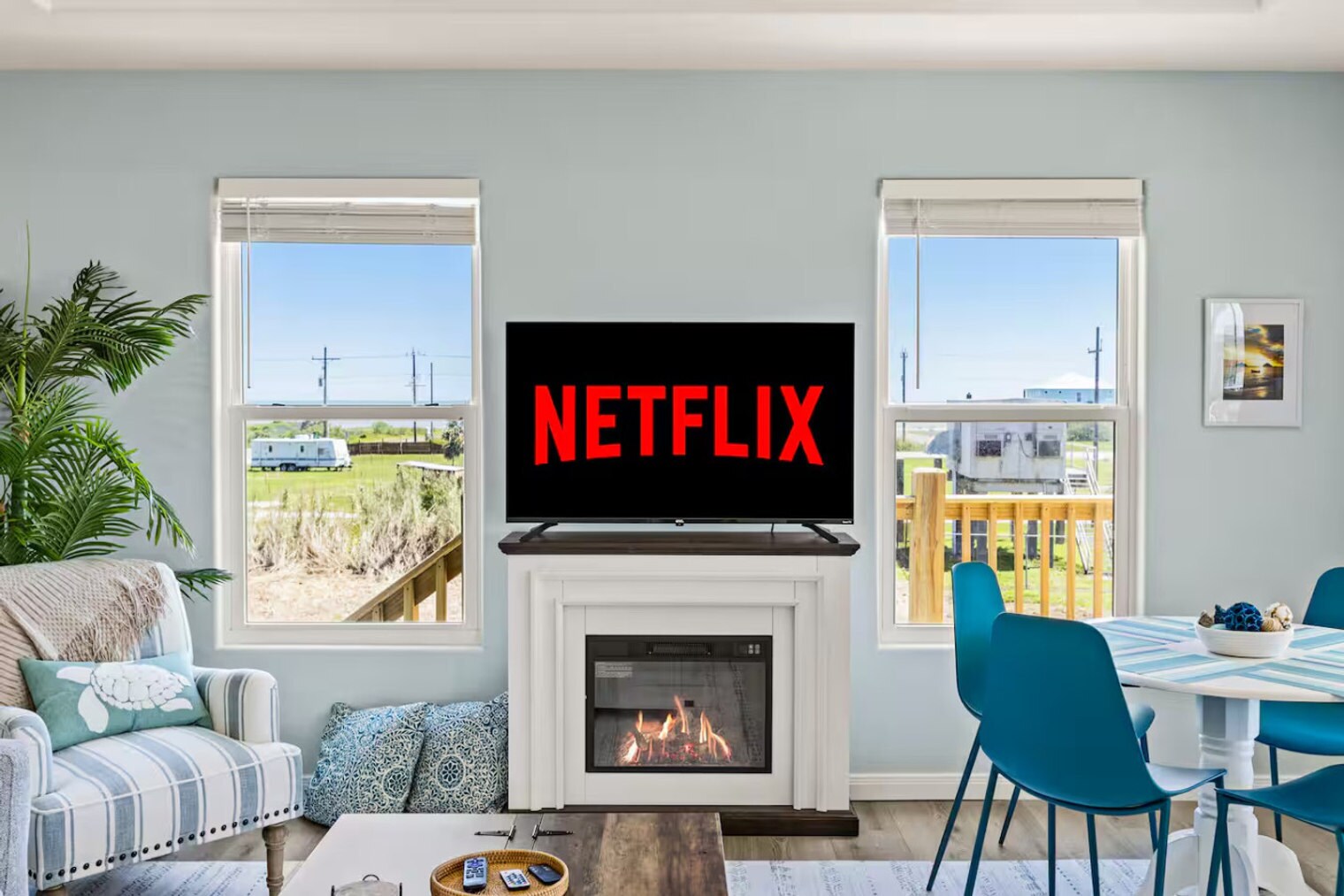 Building Photo - 1062 Cedar Ln