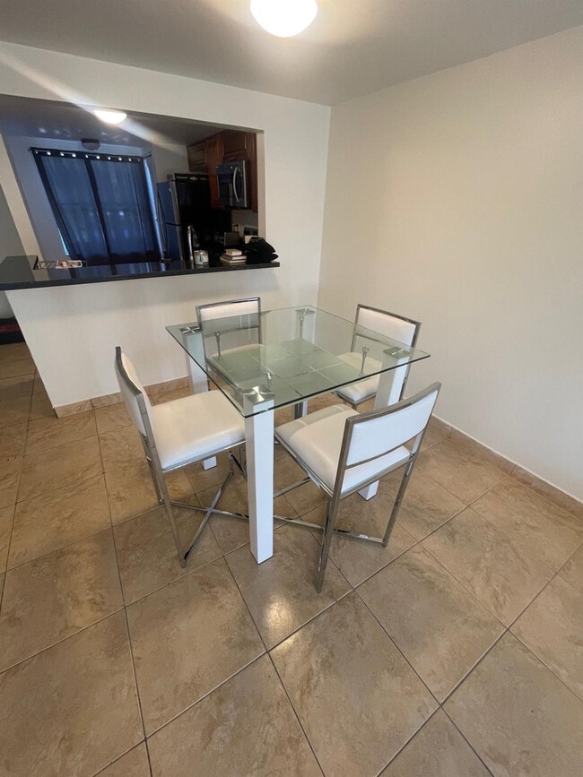 Building Photo - 3910 NW 90th Ave