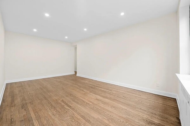 Building Photo - 34-21 78th St